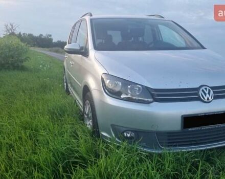 Серый Фольксваген Туран, объемом двигателя 1.6 л и пробегом 300 тыс. км за 9600 $, фото 2 на Automoto.ua