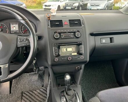 Сірий Фольксваген Туран, об'ємом двигуна 1.6 л та пробігом 269 тис. км за 10990 $, фото 25 на Automoto.ua