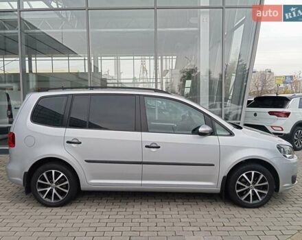 Серый Фольксваген Туран, объемом двигателя 1.39 л и пробегом 169 тыс. км за 11200 $, фото 3 на Automoto.ua