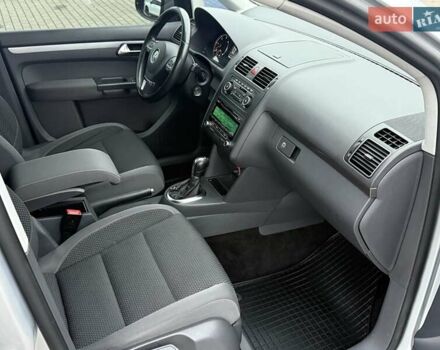 Сірий Фольксваген Туран, об'ємом двигуна 1.97 л та пробігом 319 тис. км за 10300 $, фото 12 на Automoto.ua