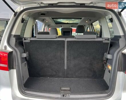 Сірий Фольксваген Туран, об'ємом двигуна 1.6 л та пробігом 269 тис. км за 10990 $, фото 42 на Automoto.ua