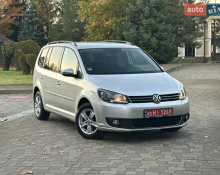 Фольксваген Туран 2013 в Сарнах на Automoto.ua Серый Фольксваген Туран, объемом двигателя 1.6 л и пробегом 249 тыс. км за 11350 $, фото 8 на Automoto.ua