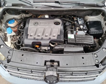 Серый Фольксваген Туран, объемом двигателя 1.6 л и пробегом 220 тыс. км за 6950 $, фото 2 на Automoto.ua