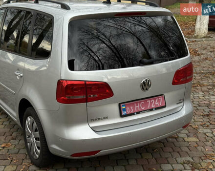 Серый Фольксваген Туран, объемом двигателя 1.6 л и пробегом 242 тыс. км за 10700 $, фото 18 на Automoto.ua
