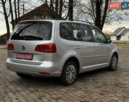 Серый Фольксваген Туран, объемом двигателя 1.6 л и пробегом 242 тыс. км за 10700 $, фото 16 на Automoto.ua