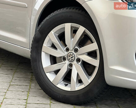 Серый Фольксваген Туран, объемом двигателя 2 л и пробегом 225 тыс. км за 10999 $, фото 12 на Automoto.ua