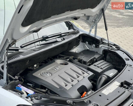 Серый Фольксваген Туран, объемом двигателя 1.97 л и пробегом 163 тыс. км за 14499 $, фото 90 на Automoto.ua