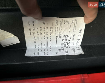 Серый Фольксваген Туран, объемом двигателя 1.6 л и пробегом 249 тыс. км за 10900 $, фото 31 на Automoto.ua