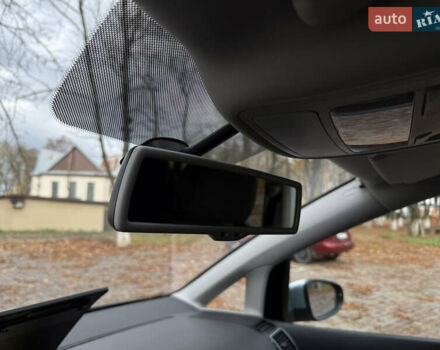 Серый Фольксваген Туран, объемом двигателя 1.6 л и пробегом 242 тыс. км за 10700 $, фото 37 на Automoto.ua