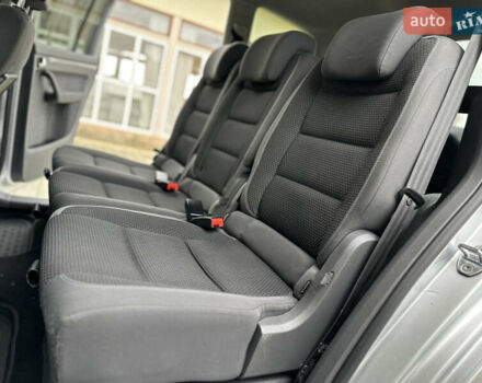 Серый Фольксваген Туран, объемом двигателя 2 л и пробегом 225 тыс. км за 10999 $, фото 135 на Automoto.ua