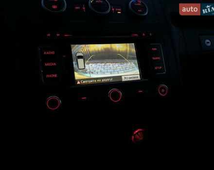 Фольксваген Туран 2013 в Сарнах на Automoto.ua Серый Фольксваген Туран, объемом двигателя 1.6 л и пробегом 249 тыс. км за 11350 $, фото 53 на Automoto.ua