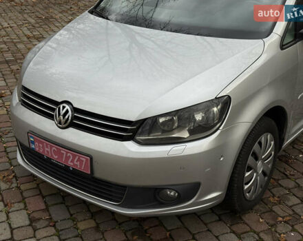 Серый Фольксваген Туран, объемом двигателя 1.6 л и пробегом 242 тыс. км за 10700 $, фото 10 на Automoto.ua