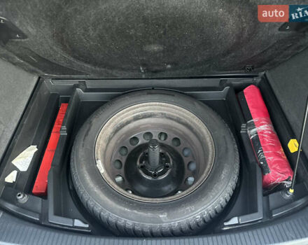 Серый Фольксваген Туран, объемом двигателя 1.6 л и пробегом 249 тыс. км за 10900 $, фото 30 на Automoto.ua