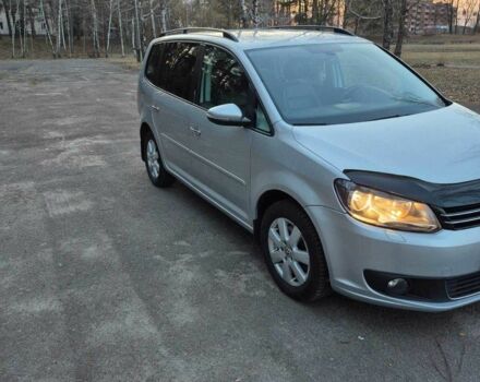 Сірий Фольксваген Туран, об'ємом двигуна 2 л та пробігом 270 тис. км за 9000 $, фото 5 на Automoto.ua