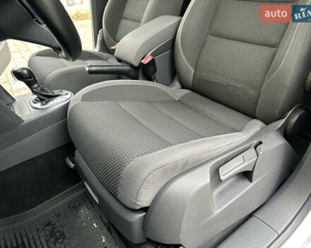 Серый Фольксваген Туран, объемом двигателя 2 л и пробегом 225 тыс. км за 10999 $, фото 120 на Automoto.ua