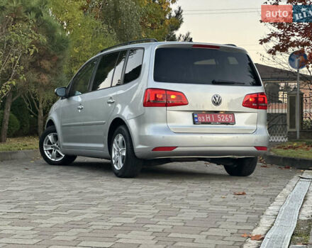 Фольксваген Туран 2013 в Сарнах на Automoto.ua Серый Фольксваген Туран, объемом двигателя 1.6 л и пробегом 249 тыс. км за 11350 $, фото 9 на Automoto.ua