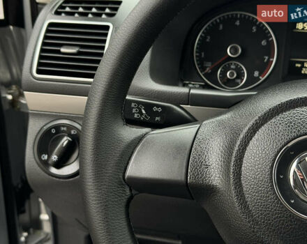 Серый Фольксваген Туран, объемом двигателя 1.39 л и пробегом 223 тыс. км за 10500 $, фото 38 на Automoto.ua