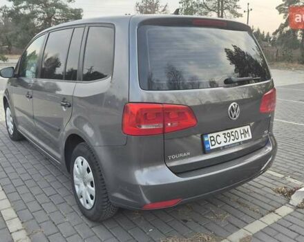 Серый Фольксваген Туран, объемом двигателя 1.6 л и пробегом 300 тыс. км за 10500 $, фото 8 на Automoto.ua