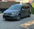 Сірий Фольксваген Туран, об'ємом двигуна 1.6 л та пробігом 228 тис. км за 10800 $, фото 1 на Automoto.ua
