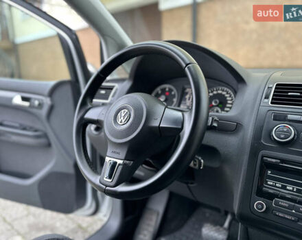 Серый Фольксваген Туран, объемом двигателя 2 л и пробегом 225 тыс. км за 10999 $, фото 92 на Automoto.ua