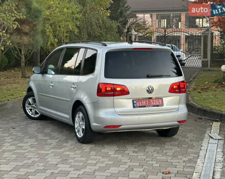 Серый Фольксваген Туран, объемом двигателя 1.6 л и пробегом 249 тыс. км за 10900 $, фото 8 на Automoto.ua