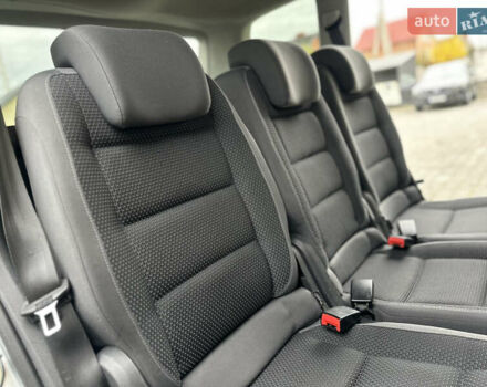 Серый Фольксваген Туран, объемом двигателя 2 л и пробегом 225 тыс. км за 10999 $, фото 132 на Automoto.ua