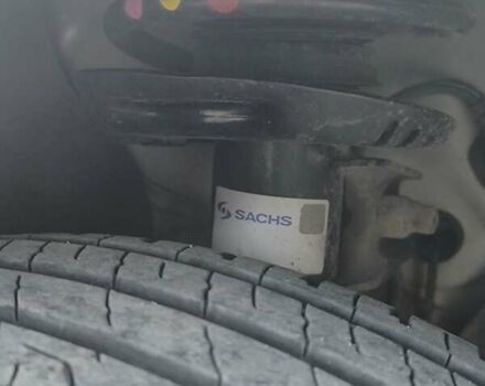 Серый Фольксваген Туран, объемом двигателя 1.39 л и пробегом 274 тыс. км за 11500 $, фото 15 на Automoto.ua