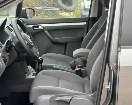 Серый Фольксваген Туран, объемом двигателя 1.6 л и пробегом 227 тыс. км за 9350 $, фото 8 на Automoto.ua