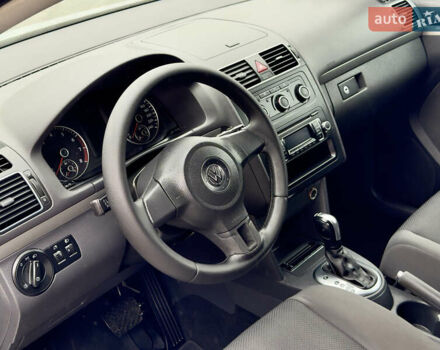 Серый Фольксваген Туран, объемом двигателя 1.39 л и пробегом 223 тыс. км за 10500 $, фото 22 на Automoto.ua