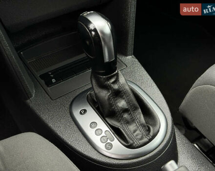 Серый Фольксваген Туран, объемом двигателя 1.39 л и пробегом 223 тыс. км за 10500 $, фото 35 на Automoto.ua