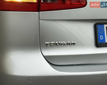 Серый Фольксваген Туран, объемом двигателя 2 л и пробегом 225 тыс. км за 10999 $, фото 85 на Automoto.ua