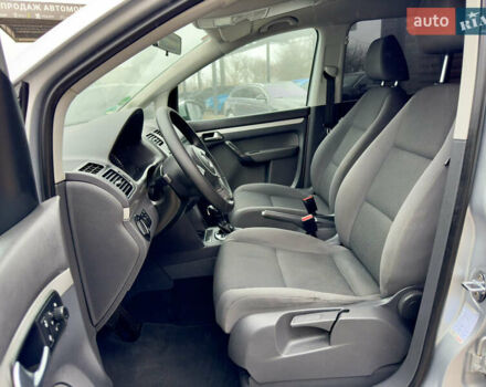 Серый Фольксваген Туран, объемом двигателя 1.39 л и пробегом 223 тыс. км за 10500 $, фото 21 на Automoto.ua