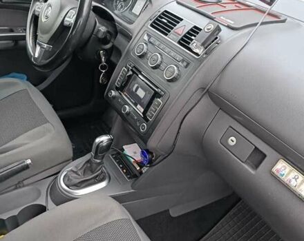 Серый Фольксваген Туран, объемом двигателя 1.6 л и пробегом 206 тыс. км за 10500 $, фото 7 на Automoto.ua