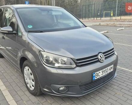 Серый Фольксваген Туран, объемом двигателя 1.6 л и пробегом 300 тыс. км за 10500 $, фото 4 на Automoto.ua