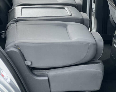 Серый Фольксваген Туран, объемом двигателя 1.97 л и пробегом 163 тыс. км за 14499 $, фото 80 на Automoto.ua