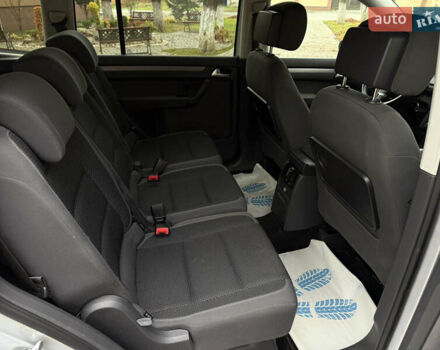 Серый Фольксваген Туран, объемом двигателя 1.6 л и пробегом 242 тыс. км за 10700 $, фото 22 на Automoto.ua