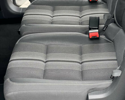 Серый Фольксваген Туран, объемом двигателя 1.97 л и пробегом 163 тыс. км за 14499 $, фото 36 на Automoto.ua