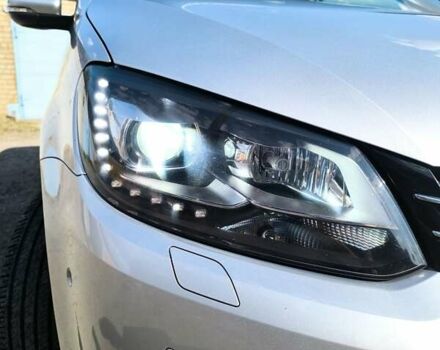 Серый Фольксваген Туран, объемом двигателя 1.39 л и пробегом 274 тыс. км за 11500 $, фото 29 на Automoto.ua