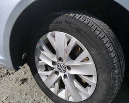 Серый Фольксваген Туран, объемом двигателя 1.39 л и пробегом 274 тыс. км за 11500 $, фото 14 на Automoto.ua