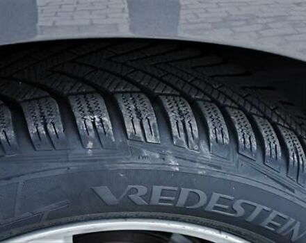 Серый Фольксваген Туран, объемом двигателя 1.4 л и пробегом 194 тыс. км за 9700 $, фото 20 на Automoto.ua