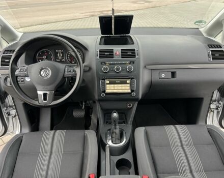 Серый Фольксваген Туран, объемом двигателя 2 л и пробегом 163 тыс. км за 14499 $, фото 11 на Automoto.ua