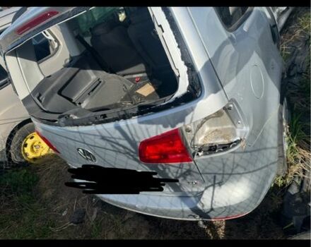 Сірий Фольксваген Туран, об'ємом двигуна 1.6 л та пробігом 145 тис. км за 3700 $, фото 4 на Automoto.ua