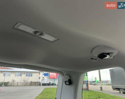 Серый Фольксваген Туран, объемом двигателя 1.97 л и пробегом 163 тыс. км за 14499 $, фото 61 на Automoto.ua