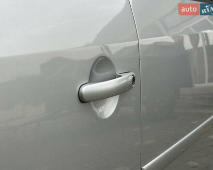 Серый Фольксваген Туран, объемом двигателя 2 л и пробегом 225 тыс. км за 10999 $, фото 40 на Automoto.ua