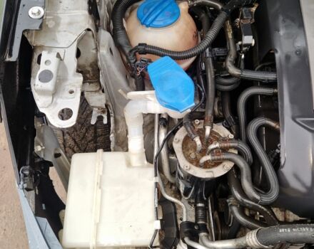 Серый Фольксваген Туран, объемом двигателя 1.6 л и пробегом 220 тыс. км за 6950 $, фото 5 на Automoto.ua