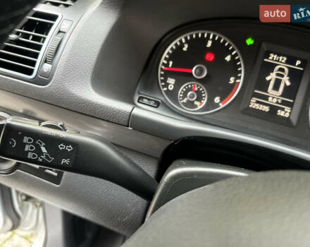 Серый Фольксваген Туран, объемом двигателя 2 л и пробегом 225 тыс. км за 10999 $, фото 114 на Automoto.ua