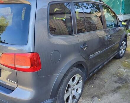 Сірий Фольксваген Туран, об'ємом двигуна 2 л та пробігом 193 тис. км за 16200 $, фото 4 на Automoto.ua