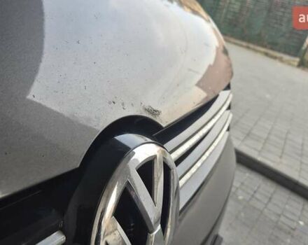 Серый Фольксваген Туран, объемом двигателя 1.6 л и пробегом 300 тыс. км за 10500 $, фото 25 на Automoto.ua