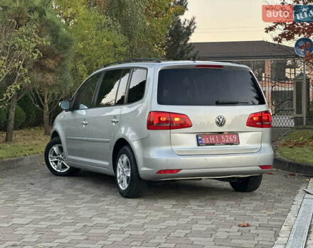 Фольксваген Туран 2013 в Сарнах на Automoto.ua Серый Фольксваген Туран, объемом двигателя 1.6 л и пробегом 249 тыс. км за 11350 $, фото 10 на Automoto.ua