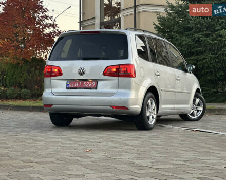 Серый Фольксваген Туран, объемом двигателя 1.6 л и пробегом 249 тыс. км за 10900 $, фото 3 на Automoto.ua